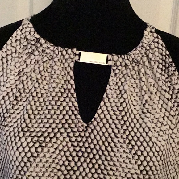 Michael Kors Top - Picture 2 of 7